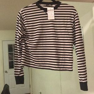 Brandy Melville Gretchen top